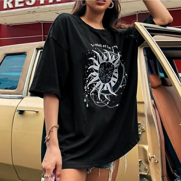 Sun Graphic Tee   - Picture 2 of 5